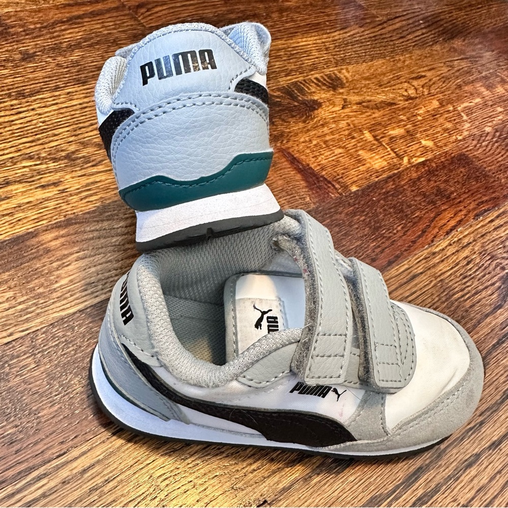 Toddler 9C Puma Gray and Black Sneakers with Velcro Closure